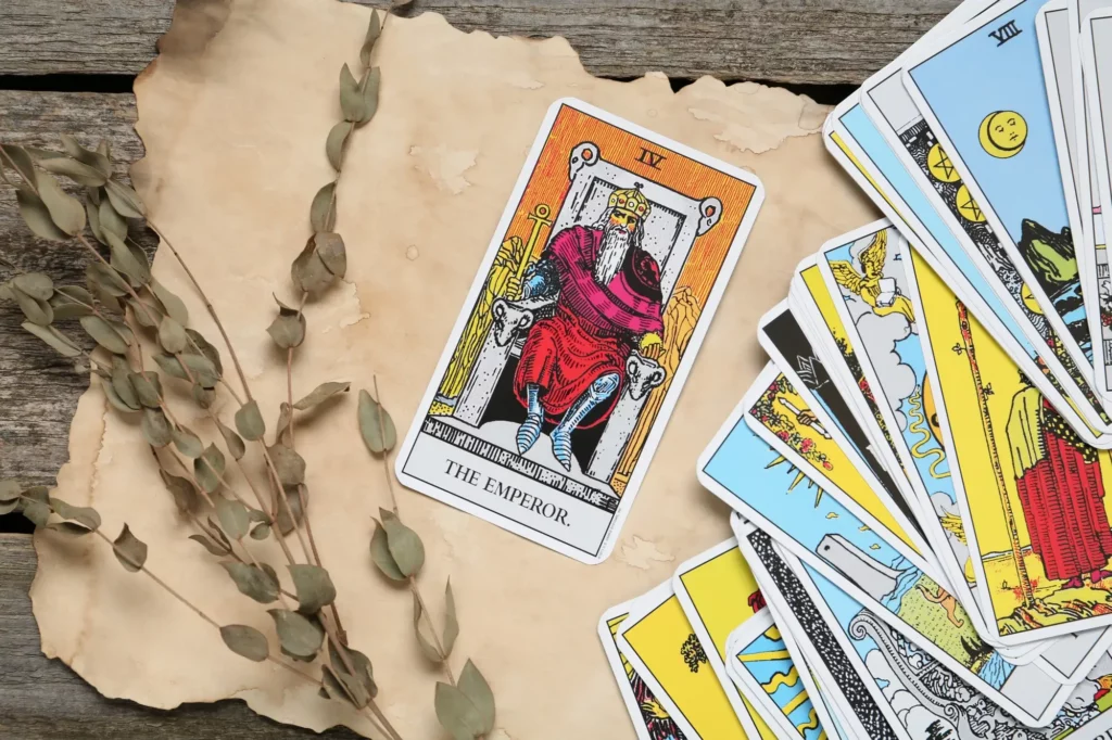 The Difference Between Oracle and Tarot Decks, Which is Right For You?