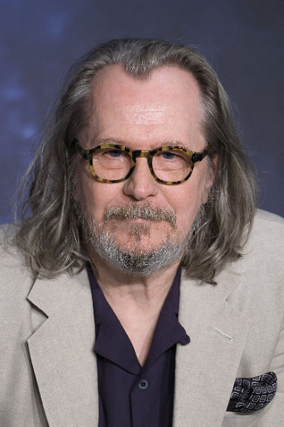 Gary Oldman – cleans up well for the King + Roger Daltrey, Elaine Paige, Pat Barker