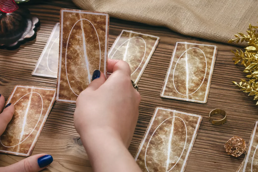 August 2025 Tarotscope: Unveil Your Cards’ Predictions!