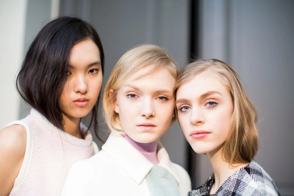 Venus Conjunct Chiron and Eris – The Bullied Kid at School